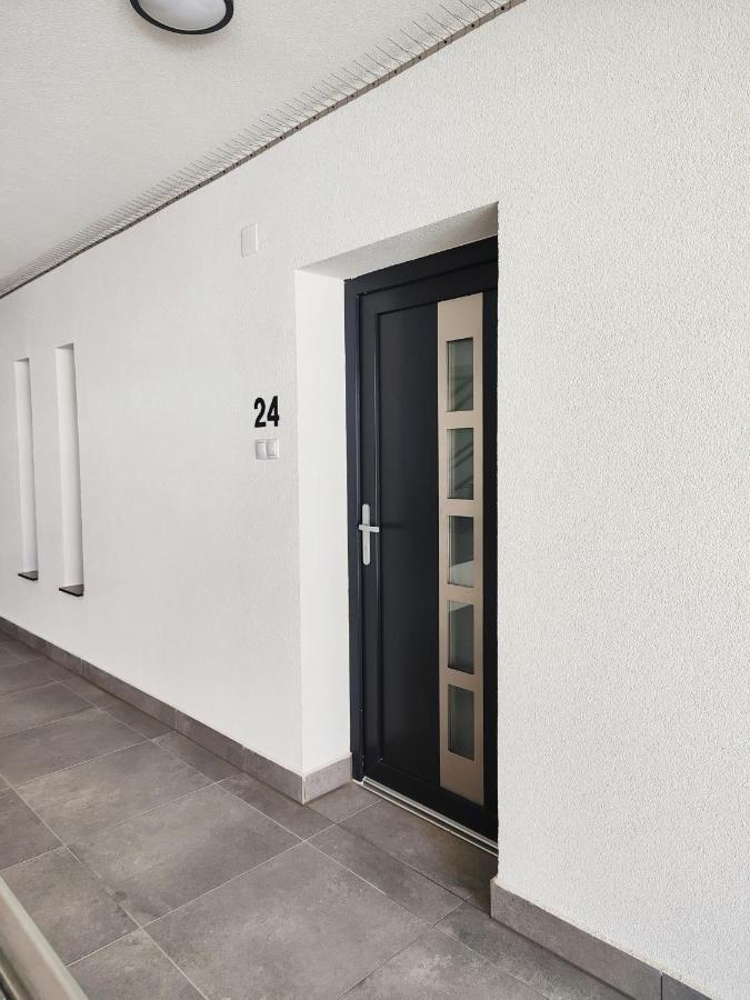Royal Liberty Apartment Keszthely Exterior foto